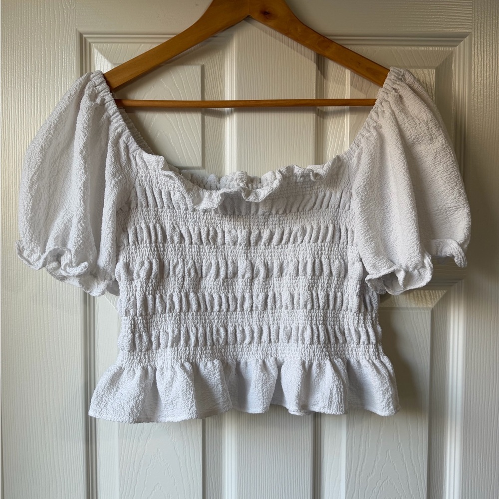 White Smocked Puff-Sleeve Crop Top - Women